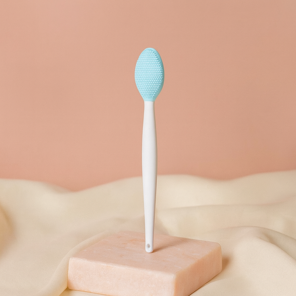 LUMA Face Brush 