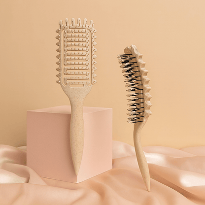 BLUSH & GLOW Beige Brosse à Cheveux CURLY