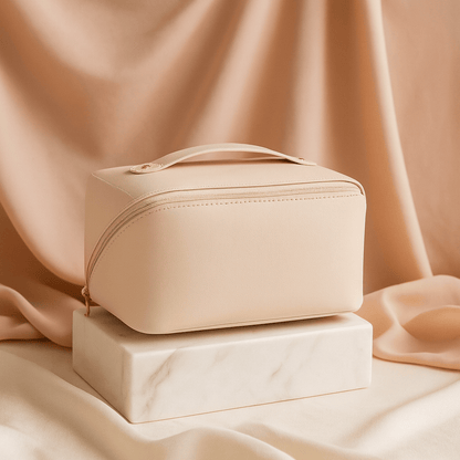 BLUSH & GLOW Blanc Trousse à Maquillage LUSH