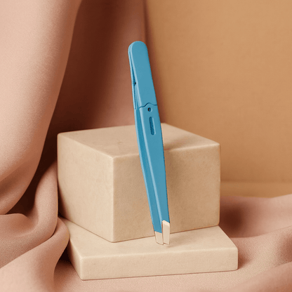 BLUSH & GLOW Bleu Pince à épiler BROWN