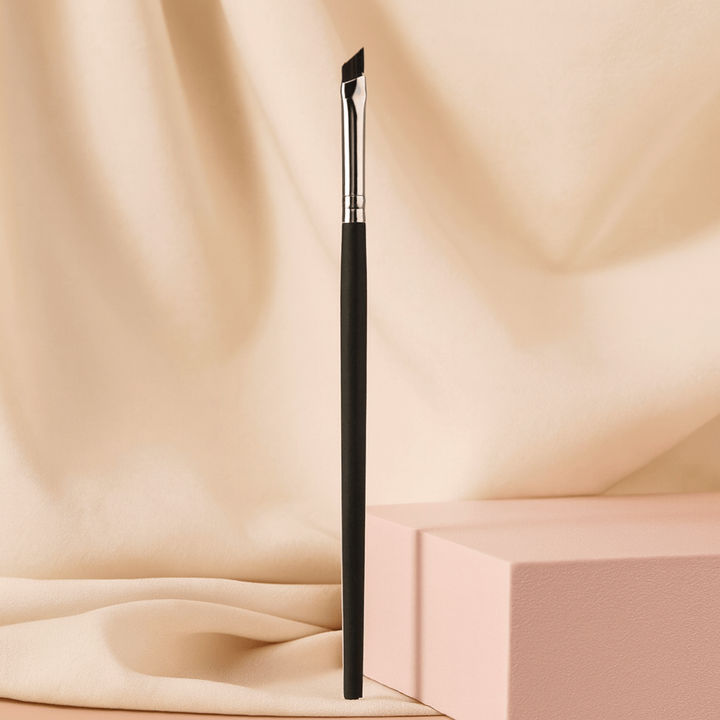 BLUSH & GLOW Brosse à Sourcils Pinceau biseauté LISBOA