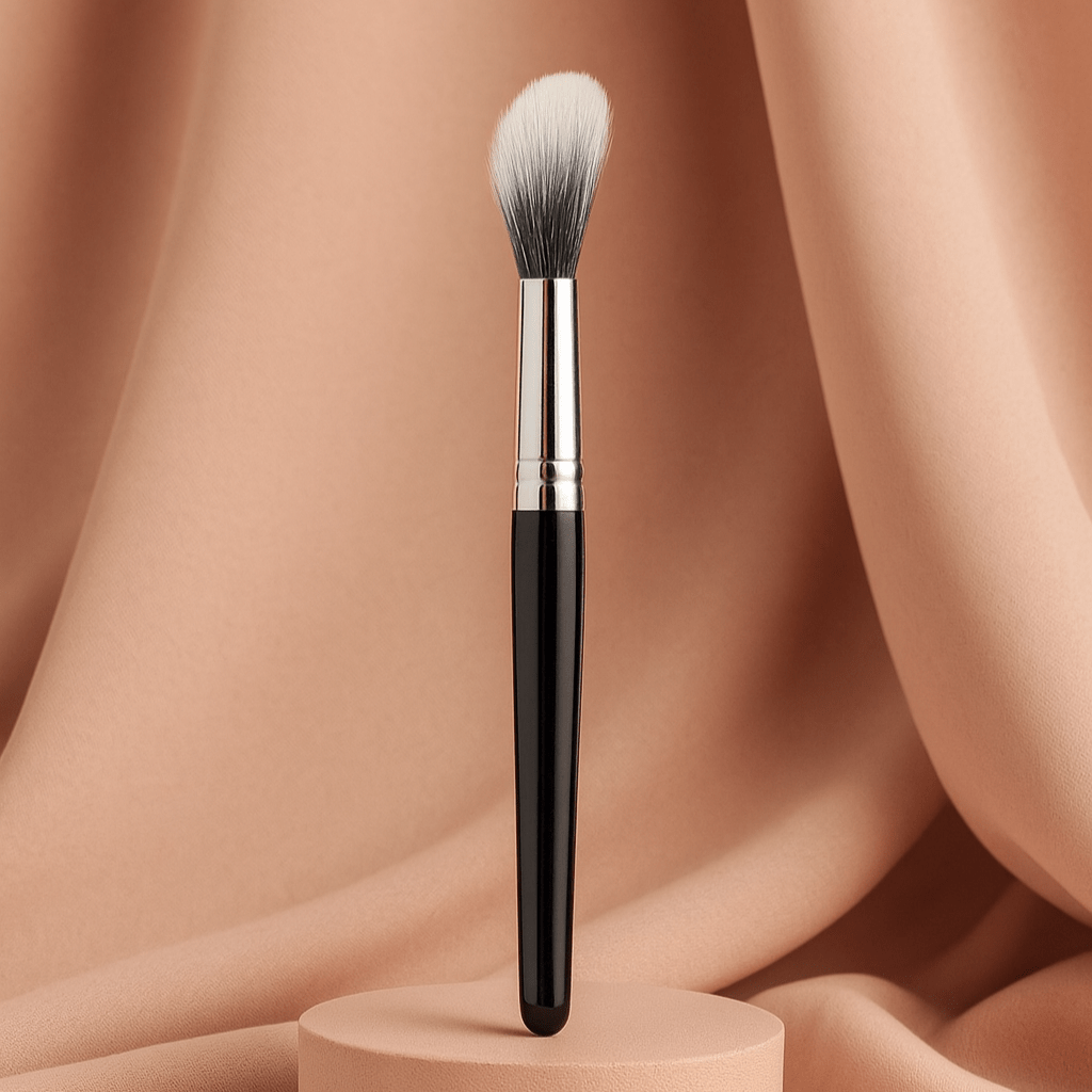 BLUSH & GLOW Classique Pinceau à Fond de Teint NUDE