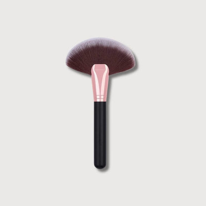 BLUSH & GLOW Eventail Pinceaux à Fond de Teint MIRAGE