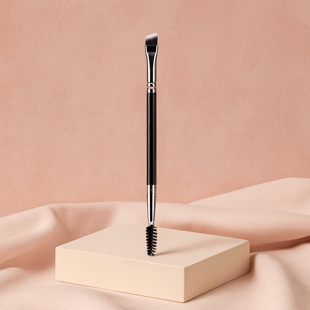 BLUSH & GLOW Noir Argenté Brosse à Sourcils SKINCARE