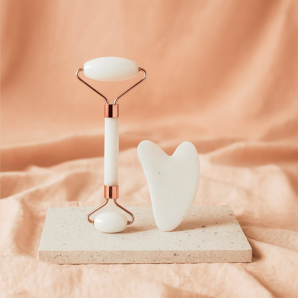 BLUSH & GLOW Quartz Blanc Rouleau de Massage GLOW ROLLER