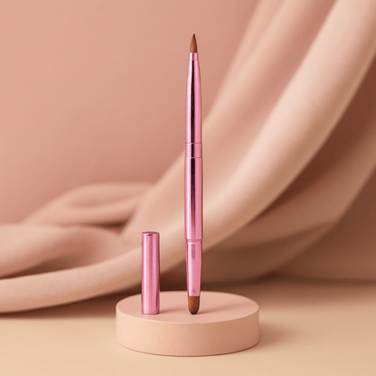 BLUSH & GLOW Rose Pinceau à Lèvres Rétractable CUPID TOUCH